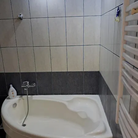 Popei Marinarul Fara Santieristi Si Petrecareti Apartment Otopeni Exterior photo